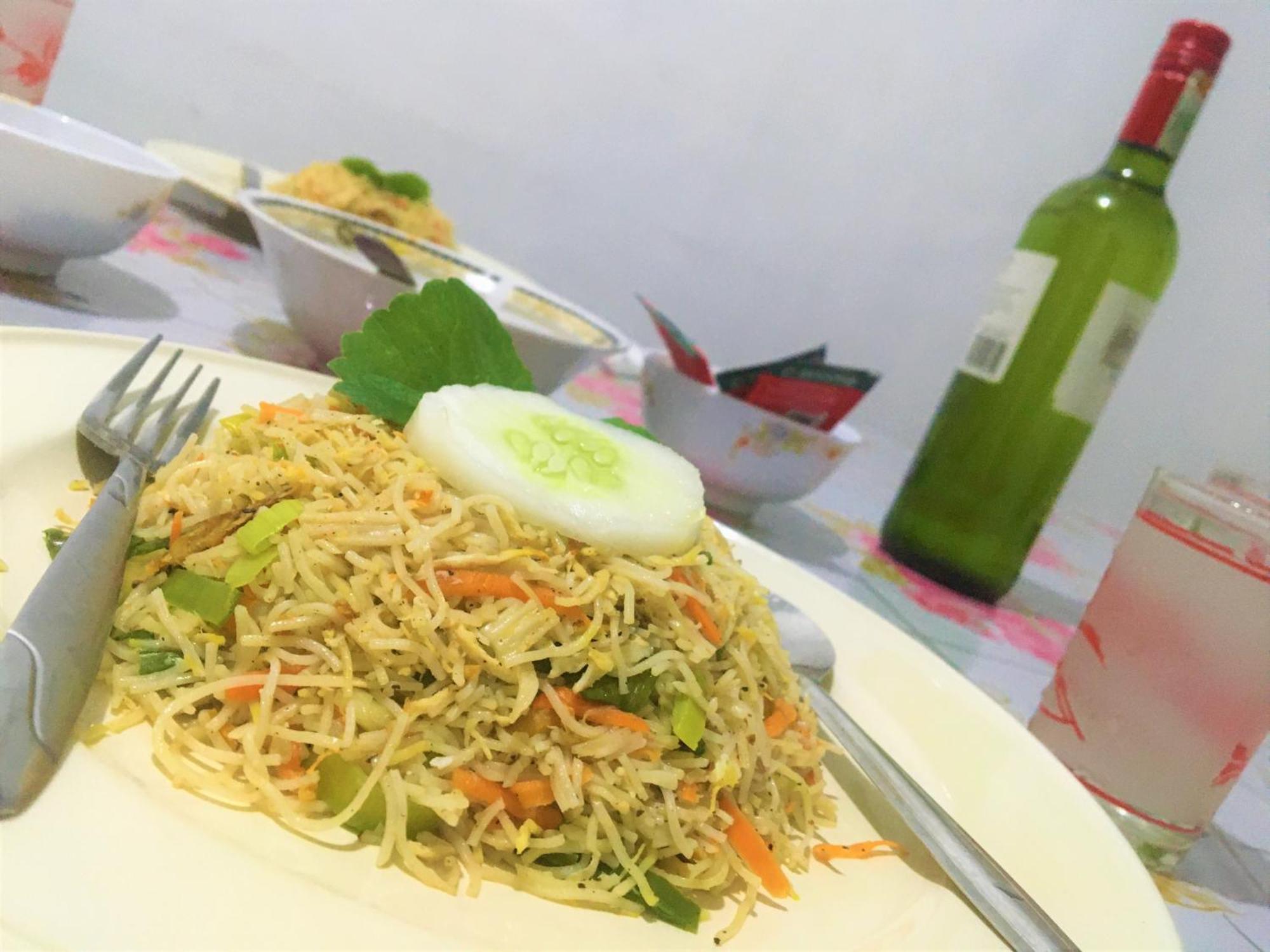 Grand Refuge Bird View Lake Jogging Foods Bikes Tuk Tuk & Free City Tour Guidence أنرادابورام المظهر الخارجي الصورة